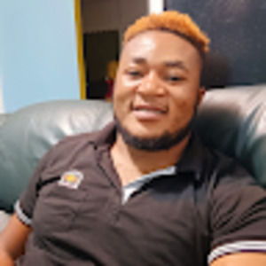 Meet your Posher, Louis